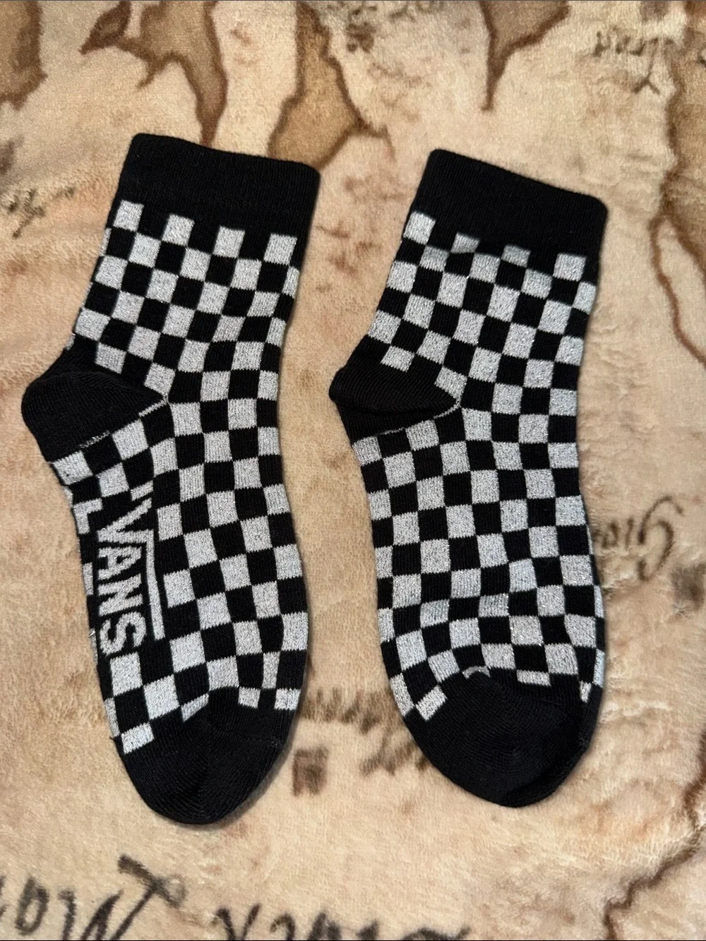 🖤NWOT VANS BLK/SILVER CHECKERED SOCKS SIZE 5-7 WOMEN🖤